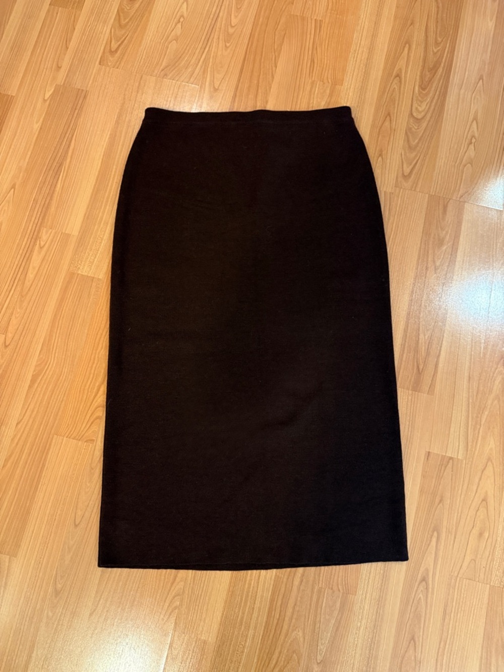 Eileen Fisher Italian Yarn Merino Wool Pencil Skirt. Medium. Dark purple.